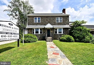 712 Macdade Blvd, Folsom, PA 19033