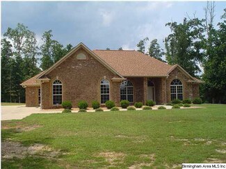 9689 Golden Ln, Bessemer, AL 35023