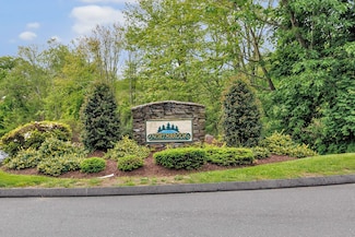 25 Stillmeadow Cir Unit 25, Monroe, CT 06468