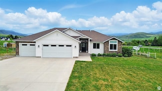 114 E 9500 S, Paradise, UT 84328