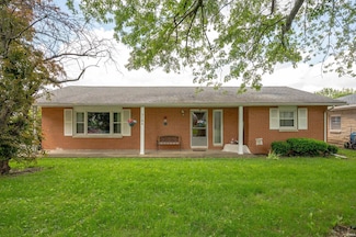 3106 W Brook Dr, Muncie, IN 47304