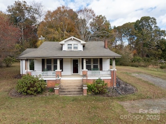 4541 Hartland Rd, Lenoir, NC 28645
