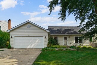 1614 Jennifer Ln, McHenry, IL 60050