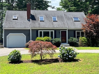 147 Micajah Pond Rd, Plymouth, MA 02360