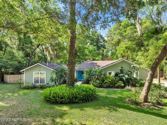 123 Tarrasa Dr, Jacksonville, FL 32225