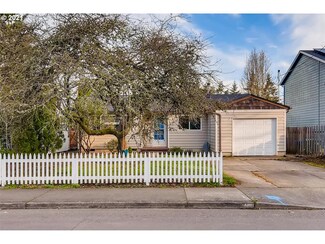 5737 SE Steele St, Portland, OR 97206