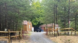 259 Luther Michael Rd, Berkeley Springs, WV 25411