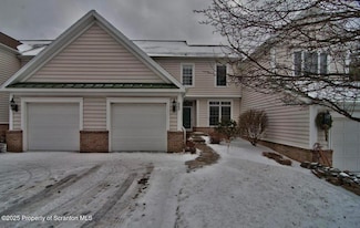 803 Ohenry Close Sec 1, Moosic, PA 18507