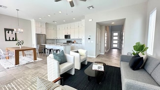 6301 N 12th St Unit 8, Phoenix, AZ 85014