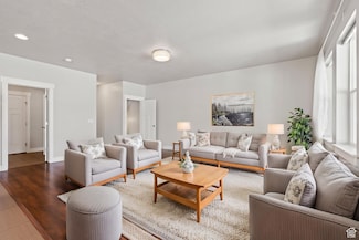 11046 S Becks Bend Ln, South Jordan, UT 84095