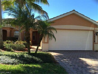 14218 Manchester Dr, Naples, FL 34114