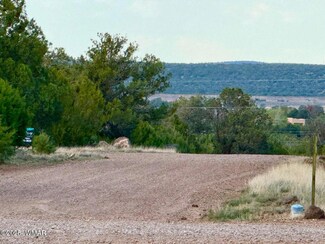 1825 Shumway St, Show Low, AZ 85901