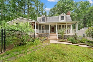 825 Matteson Rd, Coventry, RI 02816