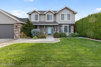8704 Westbrook Ave, Yakima, WA 98908