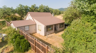 6730 Holland Loop Rd, Cave Junction, OR 97523
