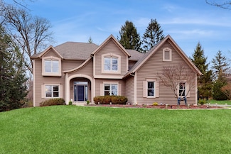7111 Saddle Oaks Dr, Cary, IL 60013