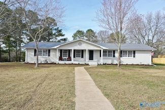 1235 Lane Rd NW, Hartselle, AL 35640