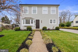 146 Lambert Dr, Manassas Park, VA 20111