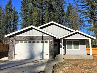 6272 Azure Way, Maple Falls, WA 98266