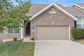1719 Preston Centre Dr, Fenton, MO 63026