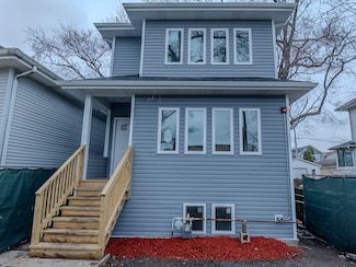 1131 S Ridgeland Ave, Oak Park, IL 60304