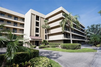 1846 Golfview Dr, Tarpon Springs, FL 34689