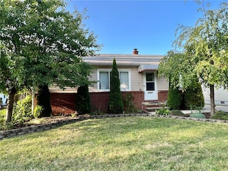 34045 Sylvia Dr, Eastlake, OH 44095