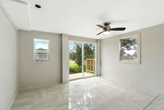 307 Shepard Ln, Brenham, TX 77833