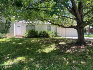 5833 Woodward St, Mission, KS 66202