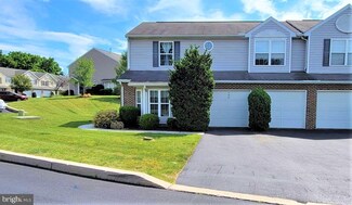 132 Peregrine Ln, Hummelstown, PA 17036