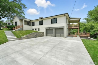 323 E Clinton Place, Saint Louis, MO 63122