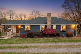 132 Cherry Tree Dr, Davidsville, PA 15928