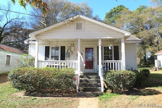 529 Whitaker St, Roanoke Rapids, NC 27870