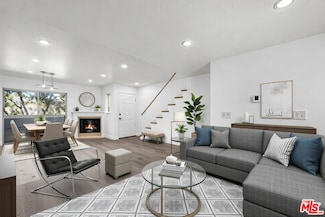 13340 Burbank Blvd Unit 2, Sherman Oaks, CA 91401