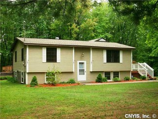 477 Kipp Rd, Parish, NY 13131