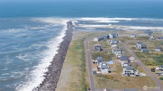 1511 E Ocean Shores Blvd SW, Ocean Shores, WA 98569