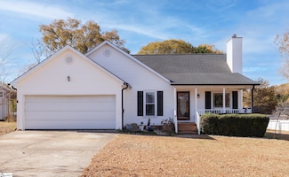 104 Shadow Ln, Piedmont, SC 29673