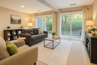 6375 Saint Croix Trail N Unit 150, Oak Park Heights, MN 55082