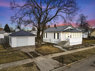 514 W Keyser St, Garrett, IN 46738
