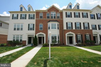 24674 Hutchinson Farm Dr, Sterling, VA 20166