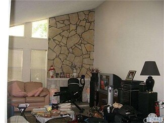 7071 Somerset Cir, La Palma, CA 90623