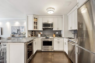 201 E 25th St Unit 5F, New York, NY 10010