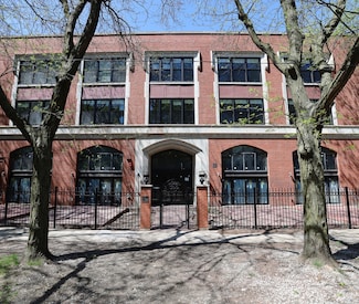 4046 N Hermitage Ave Unit 301, Chicago, IL 60613
