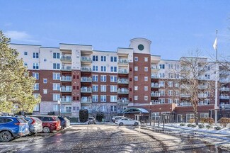 36 Village Rd Unit 307, Middleton, MA 01949