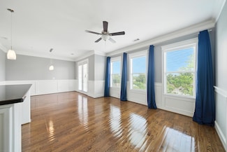 2802 Morrison St Unit 401, Houston, TX 77009