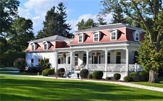 24 Maple Rd, Warren, RI 02885