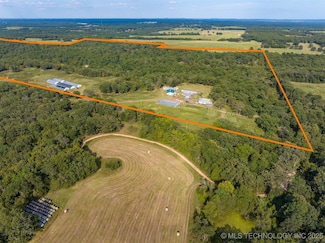 64677 S 4710 Rd, Watts, OK 74964