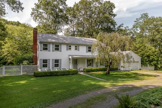 2 Bridgeworth Ln, Sherman, CT 06784