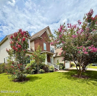 3705 Live Oak Ln, Greenville, NC 27858