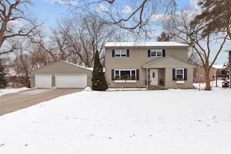 12491 Sunnybrook Rd, Eden Prairie, MN 55347